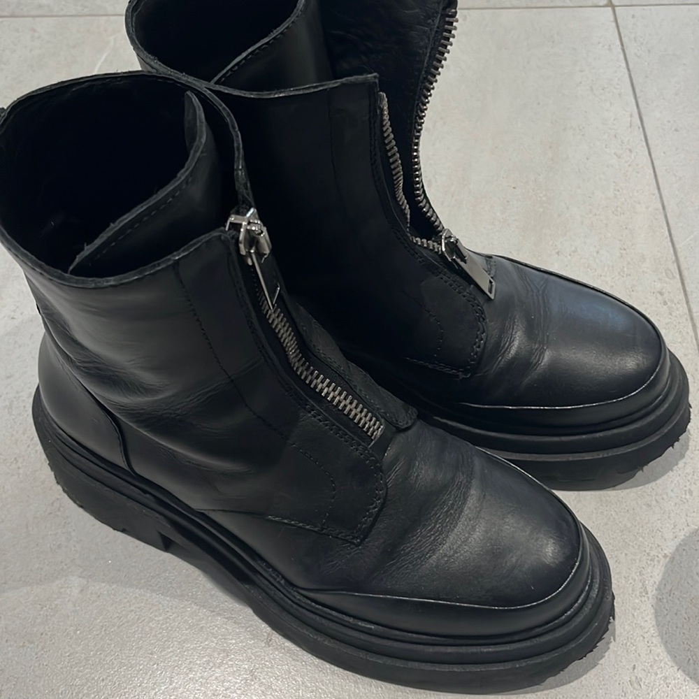 Thursday Ryder Platform 9.5